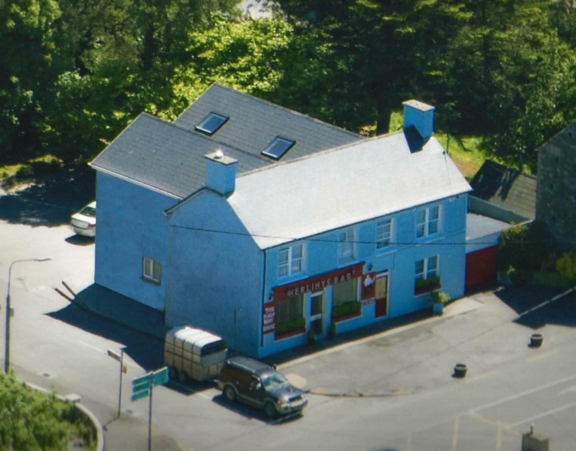 פאראנפור Herlihy'S, Half-Way-House מראה חיצוני תמונה